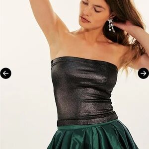 🆕 Free People Foil Carrie Tube Top - Black Combo
      Size: Medium